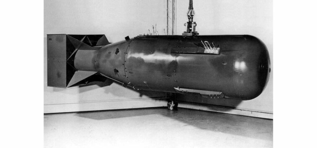 bomba atomowa little boy zrzucona na hiroszimę
