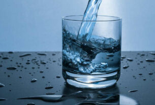 Ile ml ma szklanka? Ile wody zmieści się w szklance?