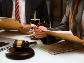 Jak wybrać dobrego radcę prawnego?