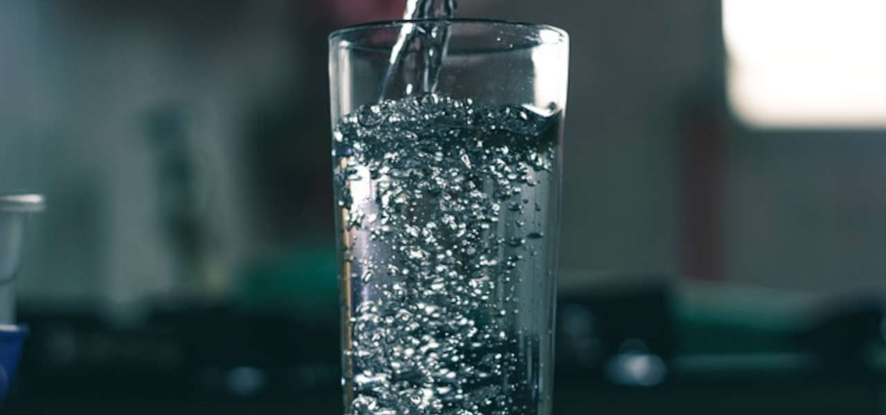 Jak zadbać o jakość wody w gospodarstwie domowym?