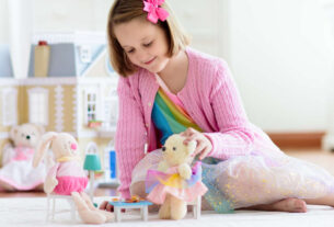 Jakie zabawki dla dziewczynek warto kupować?