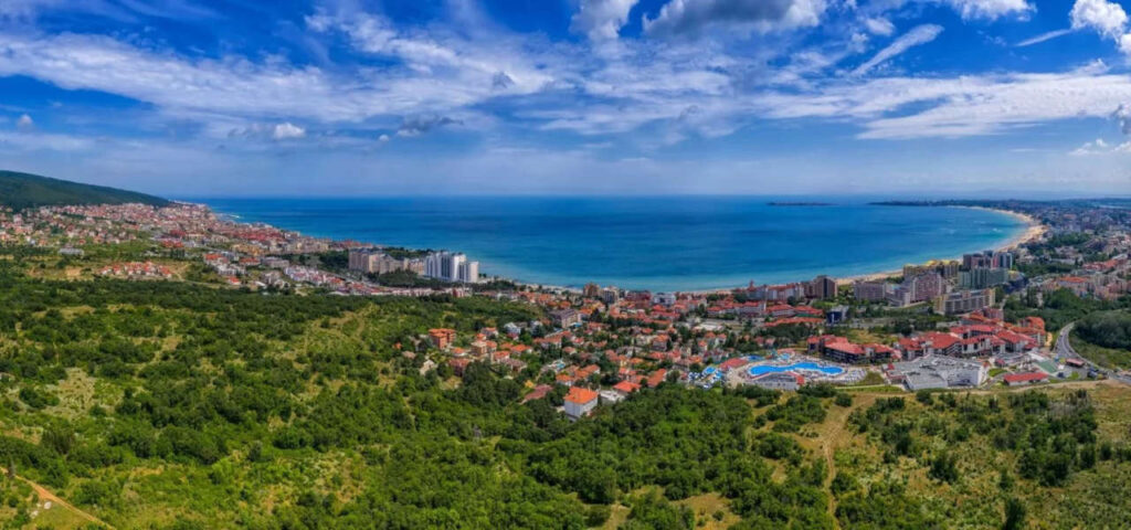 Rozkwit rynku nieruchomości w Bułgarii: Apartamenty jako atrakcyjna opcja inwestycyjna.