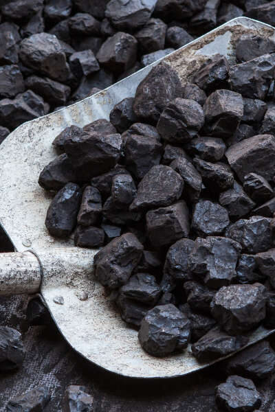 Węgiel kamienny — wydobycie, właściwości, zastosowanie