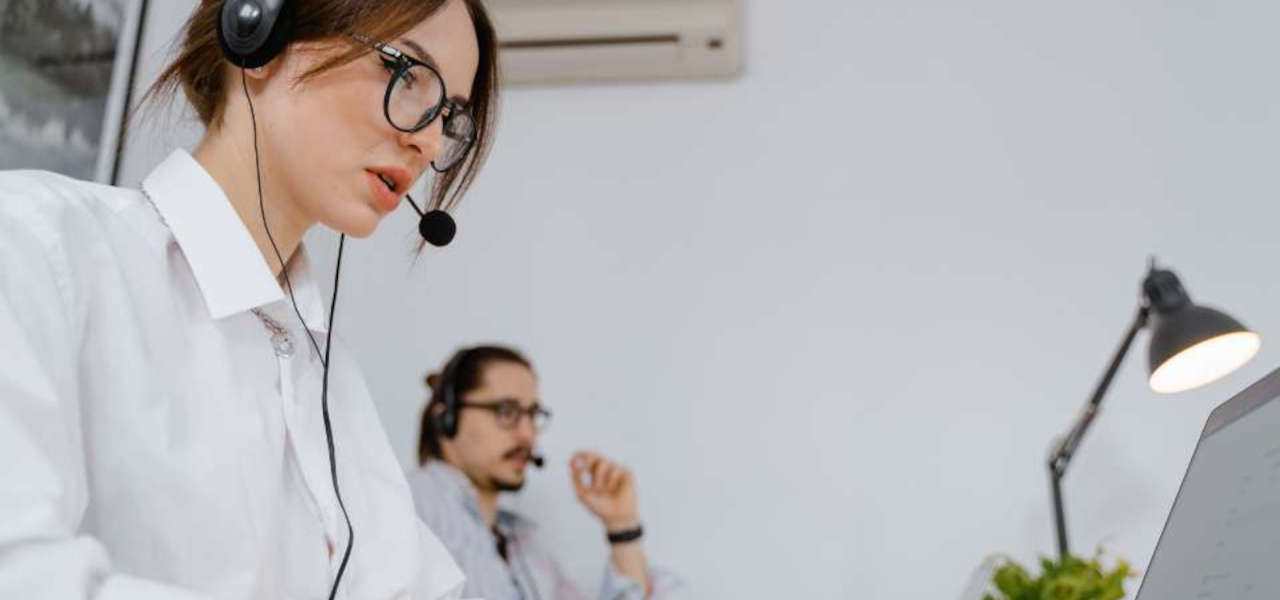Kluczowe metryki wydajności dla call center, czyli jak mierzyć sukces?