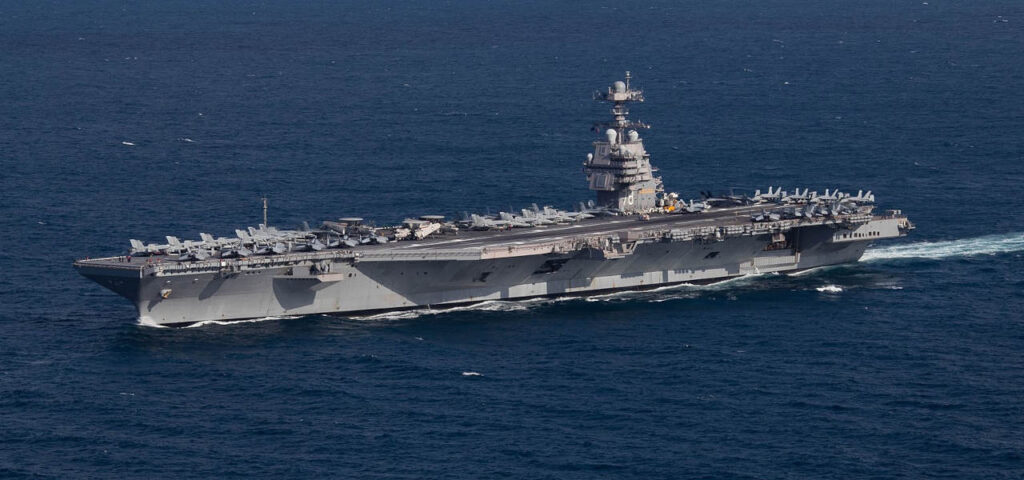 USS Gerald R. Ford. Błyskawica na wodzie, która dominuje oceany USS Gerald R. Ford. Błyskawica na wodzie, która dominuje oceany
