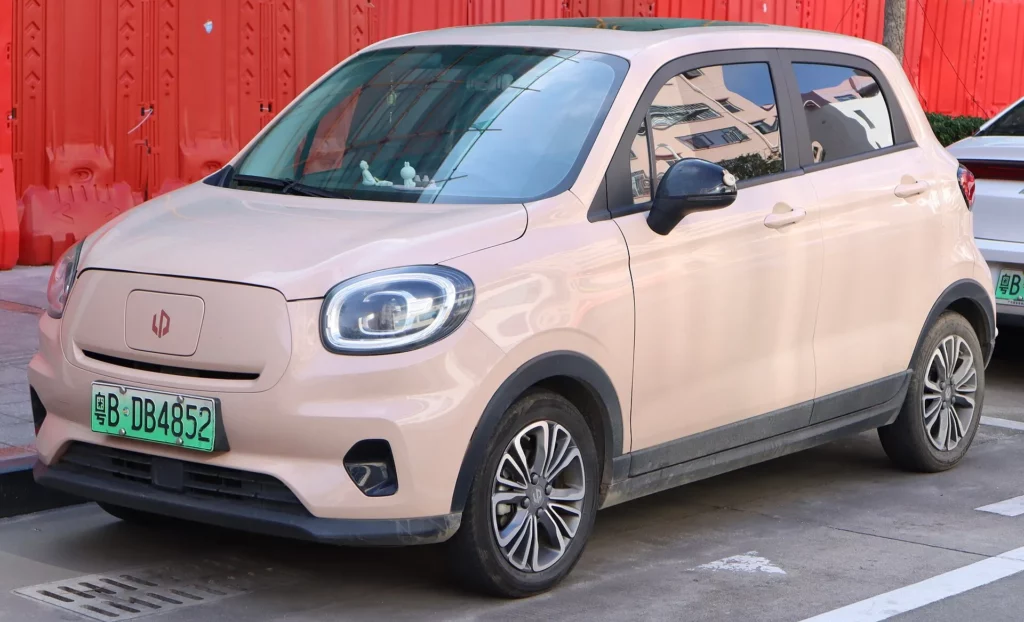 Stellantis wstrzymuje produkcję auta elektrycznego w Polsce. Co to oznacza dla branży motoryzacyjnej? Stellantis wstrzymuje produkcję auta elektrycznego w Polsce. Co to oznacza dla branży motoryzacyjnej?