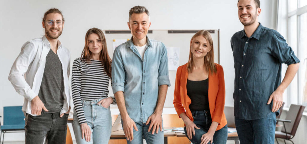 10 kreatywnych aktywności teambuildingowych, które naprawdę integrują. 10 kreatywnych aktywności teambuildingowych, które naprawdę integrują.