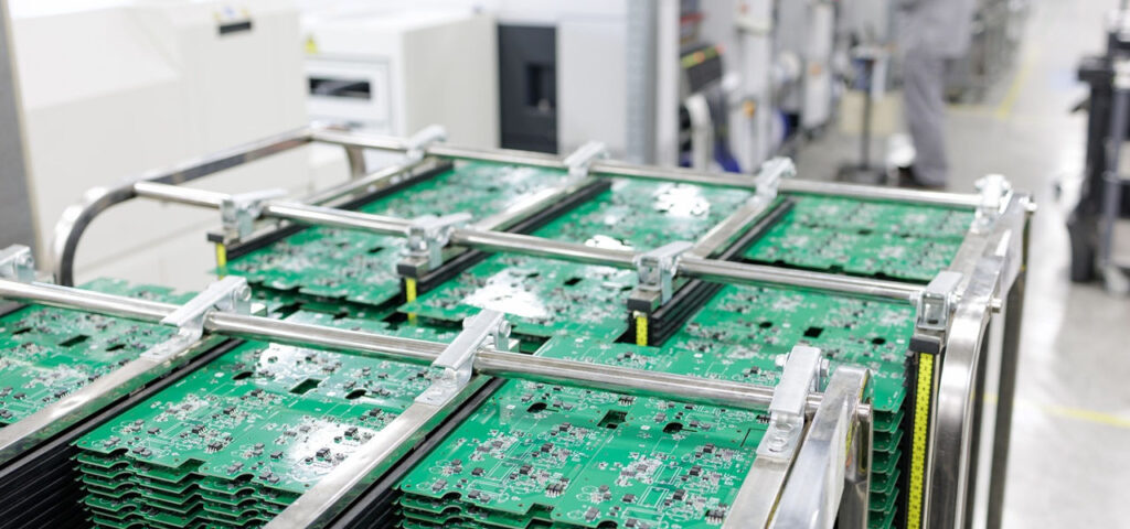 Ekspresowa produkcja prototypów PCB – wsparcie dla startupów i innowatorów Ekspresowa produkcja prototypów PCB - wsparcie dla startupów i innowatorów