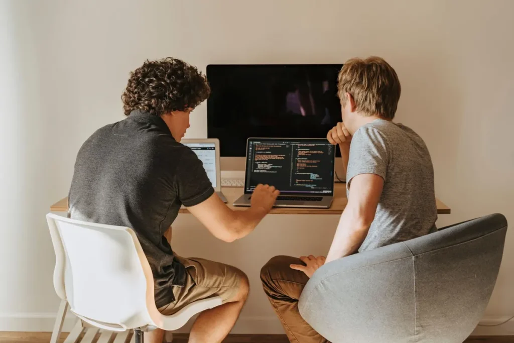 Software House dla eCommerce – kiedy technologia staje się przewagą w sprzedaży online?